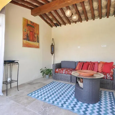 3 Bedroom Beautiful In En Foret Bagnols-en-Forêt